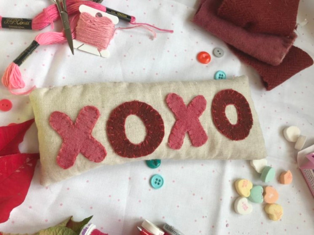 Hugs and Kisses Wool Applique Pincushion Pattern Etsy