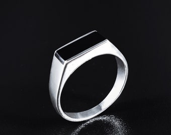 Mens Ring black Onyx gemstone, 925 sterling silver, Handmade jewelry for men, Minimalist rings for men, Unique gifts for men, Gift for him