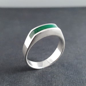 Mens Pinky ring green Malachite gemstone, 925 sterling silver, Handmade jewelry for men, Rings for men, Unique gift for men, Gift for him