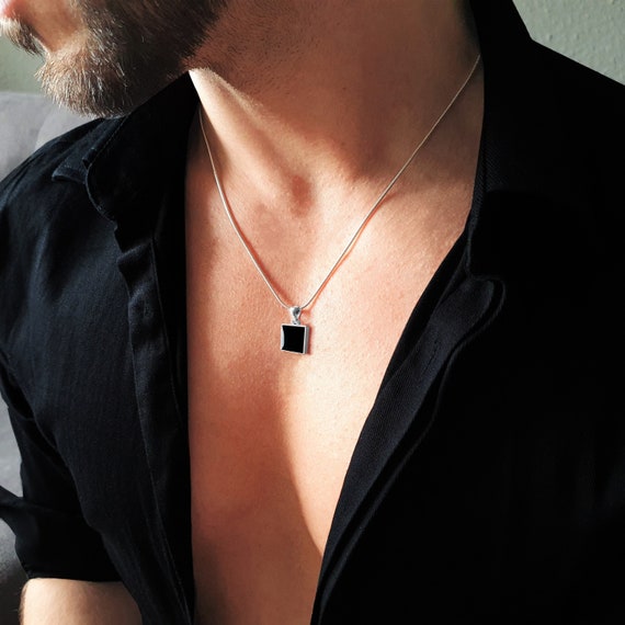 Collier pendentif pour homme pierre precieuse d onyx noir bijoux faits main pour homme pendentif carre en argent cadeau pour lui bijoux pour homme cadeaux uniques pour homme Etsy France