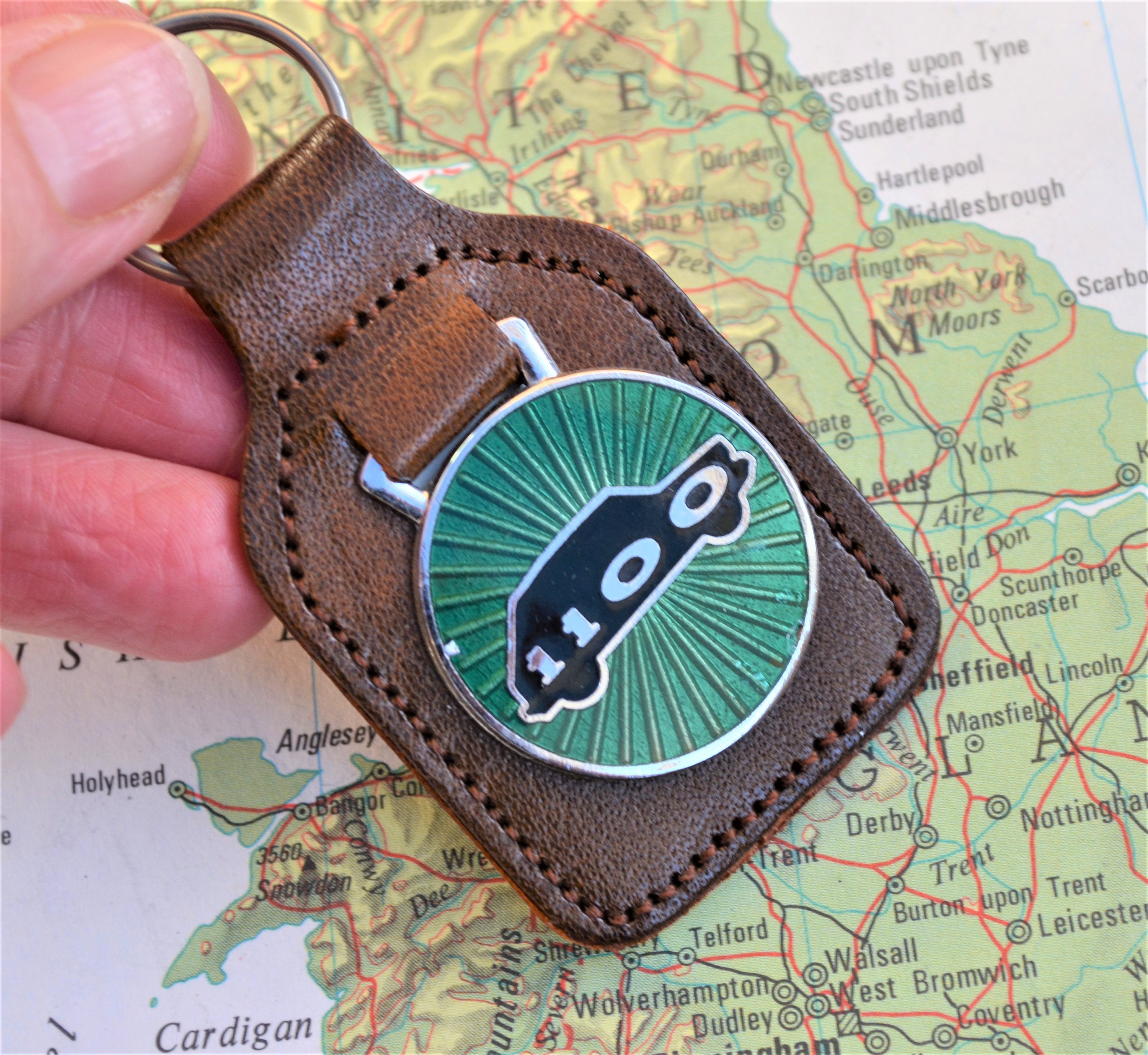 Classic Car Vintage Key Rings Fobs Pair Motorists Travellers Etsy