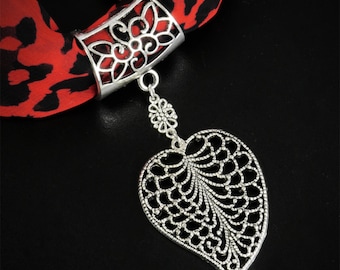 Silver Tone Scarf Ring, Filigree Leaf, Scarf Jewellery Slider Pendant, Scarf Pendant, Scarf Jewelry