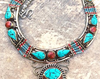 Collar de plata de ley con coral turquesa tibetano - Joyería étnica tribal vintage hecha a mano