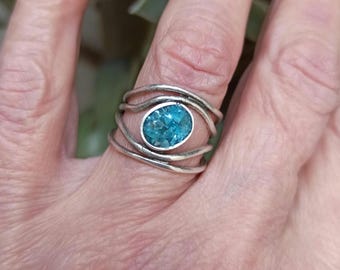 Hammered and Oxidized Silver with Apatite Raw Stones Unique Ring Modern Statement Antique Faced Oval Ring Silver Adjustable Ring