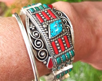 Opulent Vintage Native American Navajo Geomtric Rug Sterling Silver Turquoise Bracelet Old Opulent Vintage Native American Navajo Geomtric Rug Sterling Silver Turquoise Bracelet Old