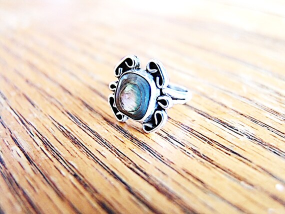 Rize Ring Sterling Silver Vintage Estate Item With Mother Etsy