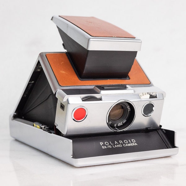 Polaroid SX-70 Folding SLR Instant Camera - Fully Functional