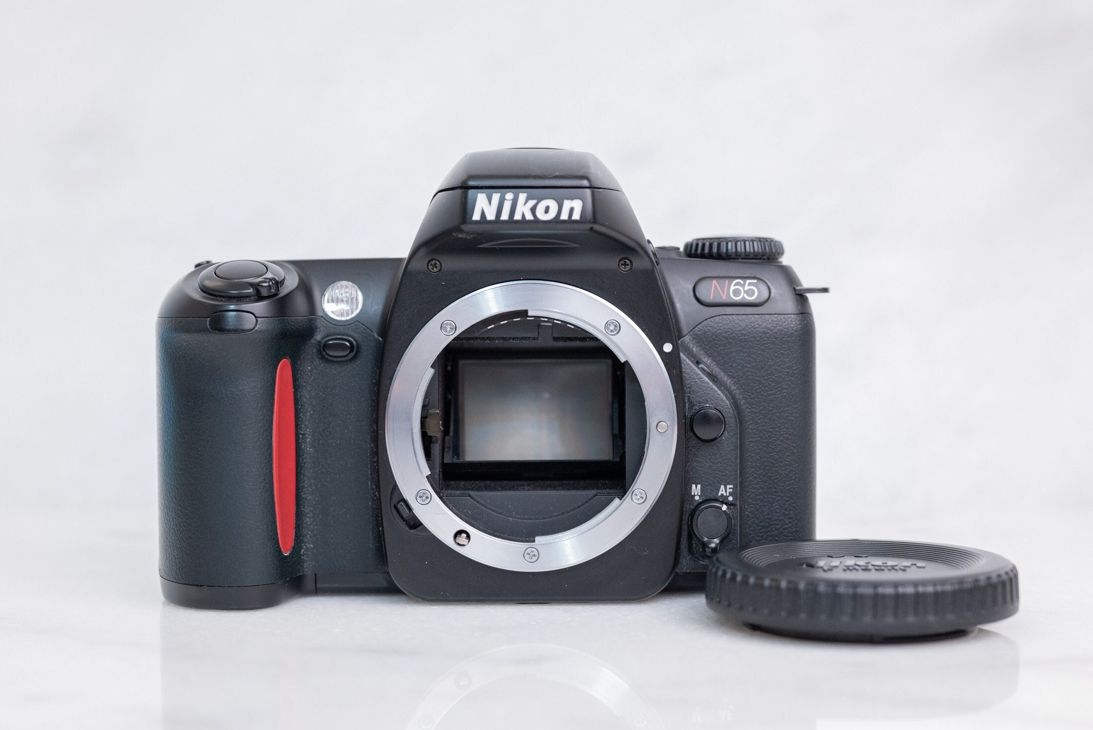 Nikon N65 35mm Film SLR Camera Body With Body Cap Ireland
