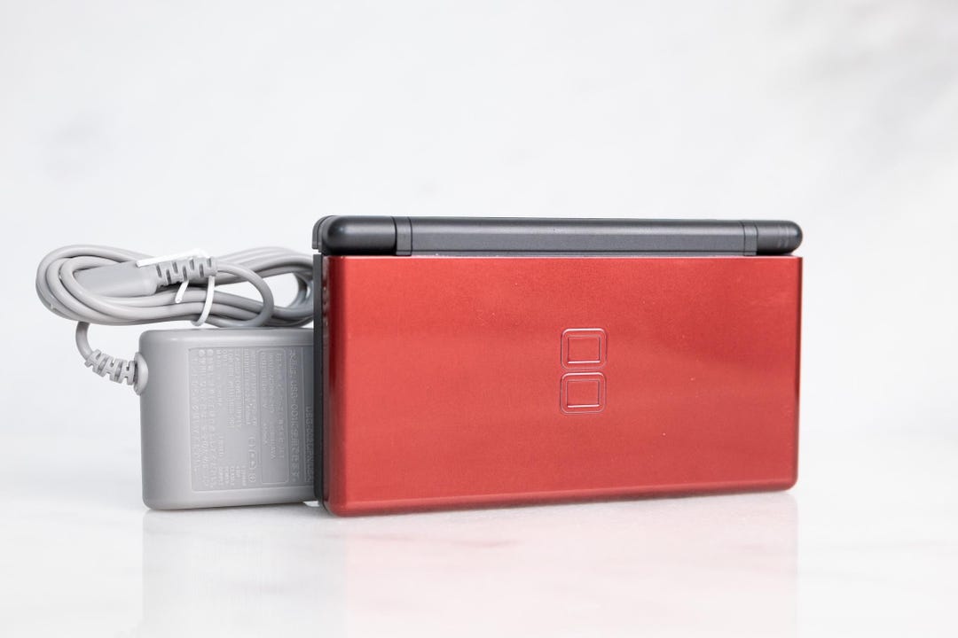 ニンテンドーDS Lite - クリムゾンレッド＆ブラック - Etsy 日本