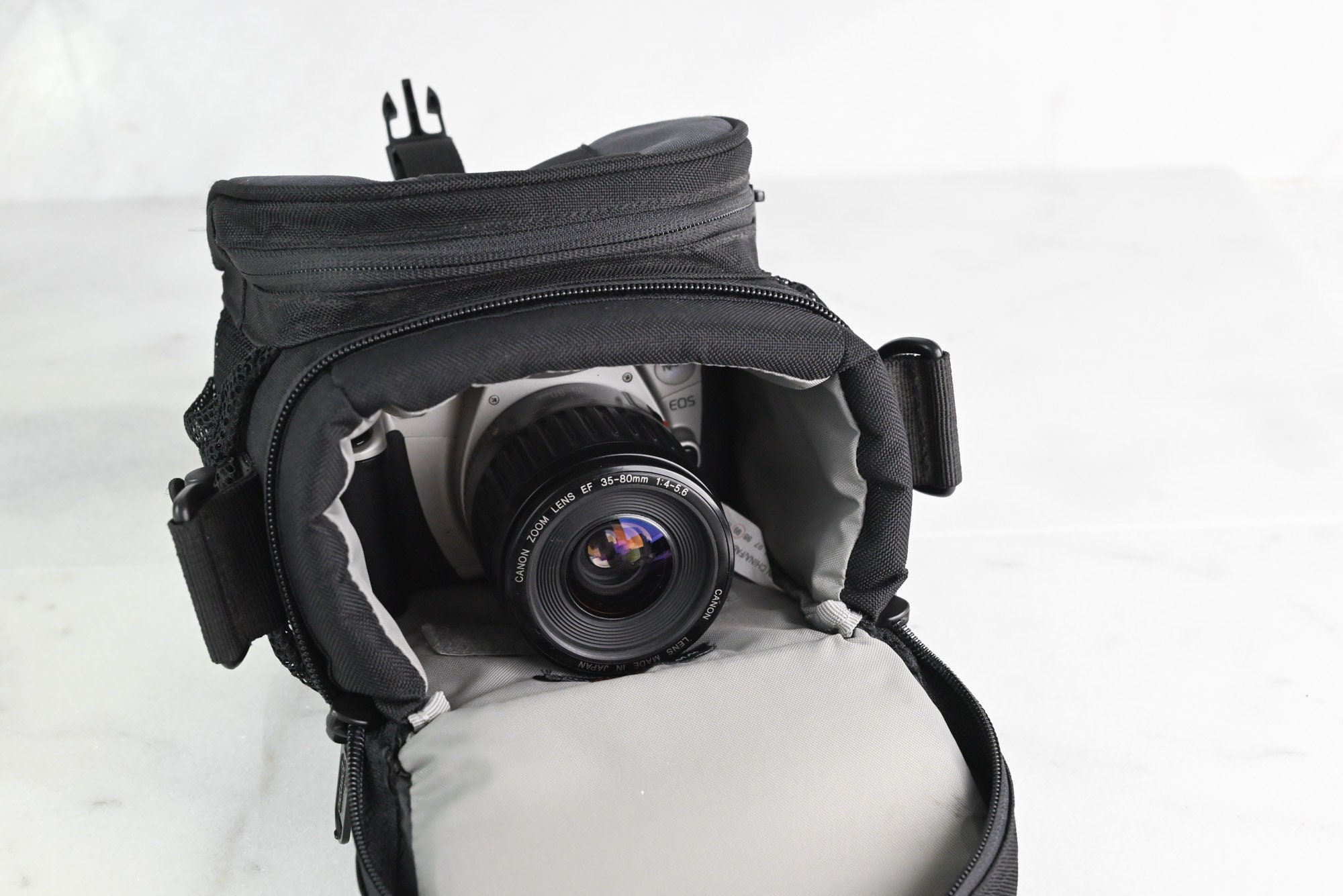 Bolsa de cámara Lowepro EX 120 para cámaras con beltloop y Etsy