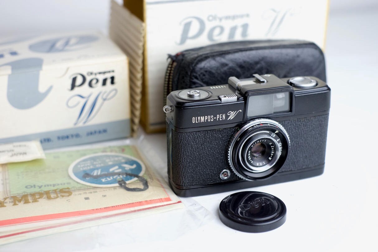 Olympus Pen W (wide) Half Frame 35mm Film Camera With Olympus Pen W (wide) Half Frame 35mm Film Camera With
