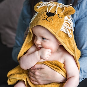 Capa de baño de bebé 85x85 cm - Toalla capucha bebé bordada