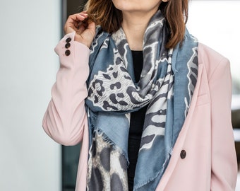 neutral scarf, cheetah warm baby scarf winter baby snood scarf tan scarf Baby Scarf Leopard : baby scarf light tan