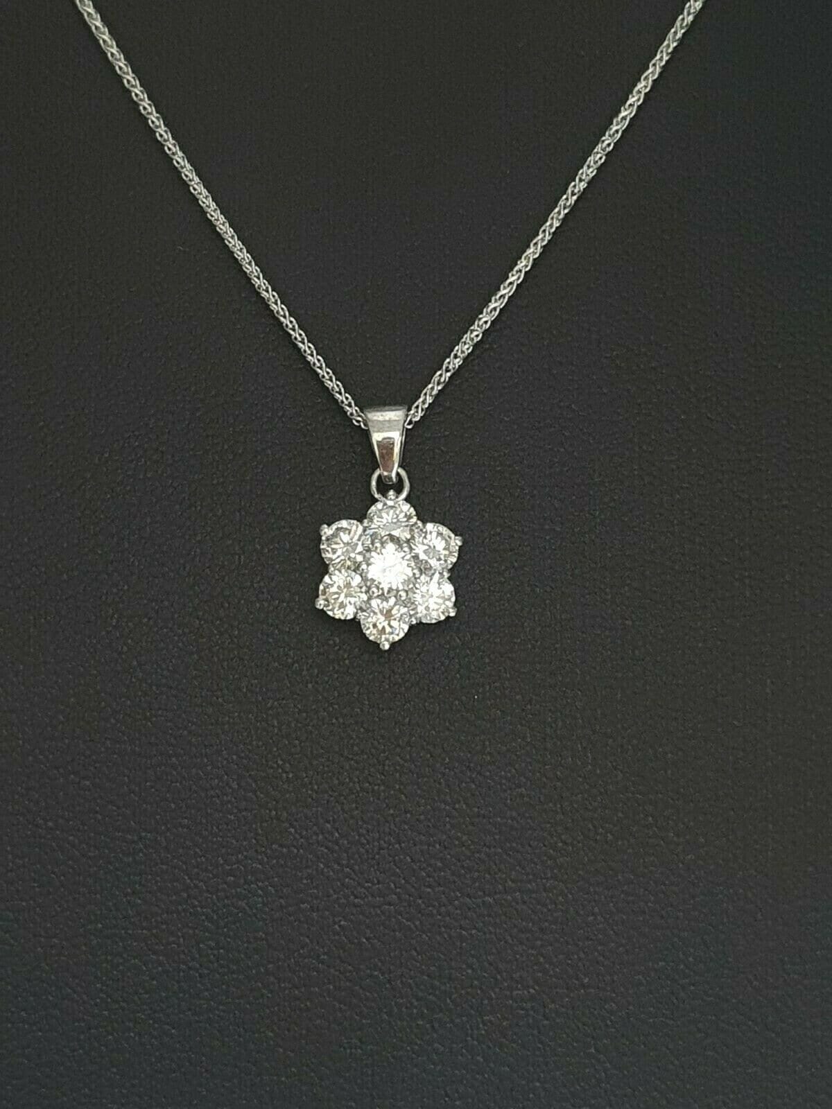 Amazon.com: KECHO 14k Gold Daisy Necklace for Women Solid