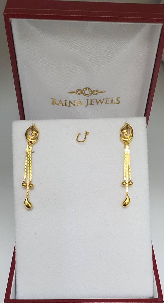 Buy Latest Flower Design Gold Plated Light Weight Earrings Best Price Online