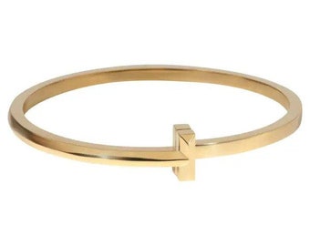 18carat Yellow Gold T Square Hinged Bangle 21 Grams