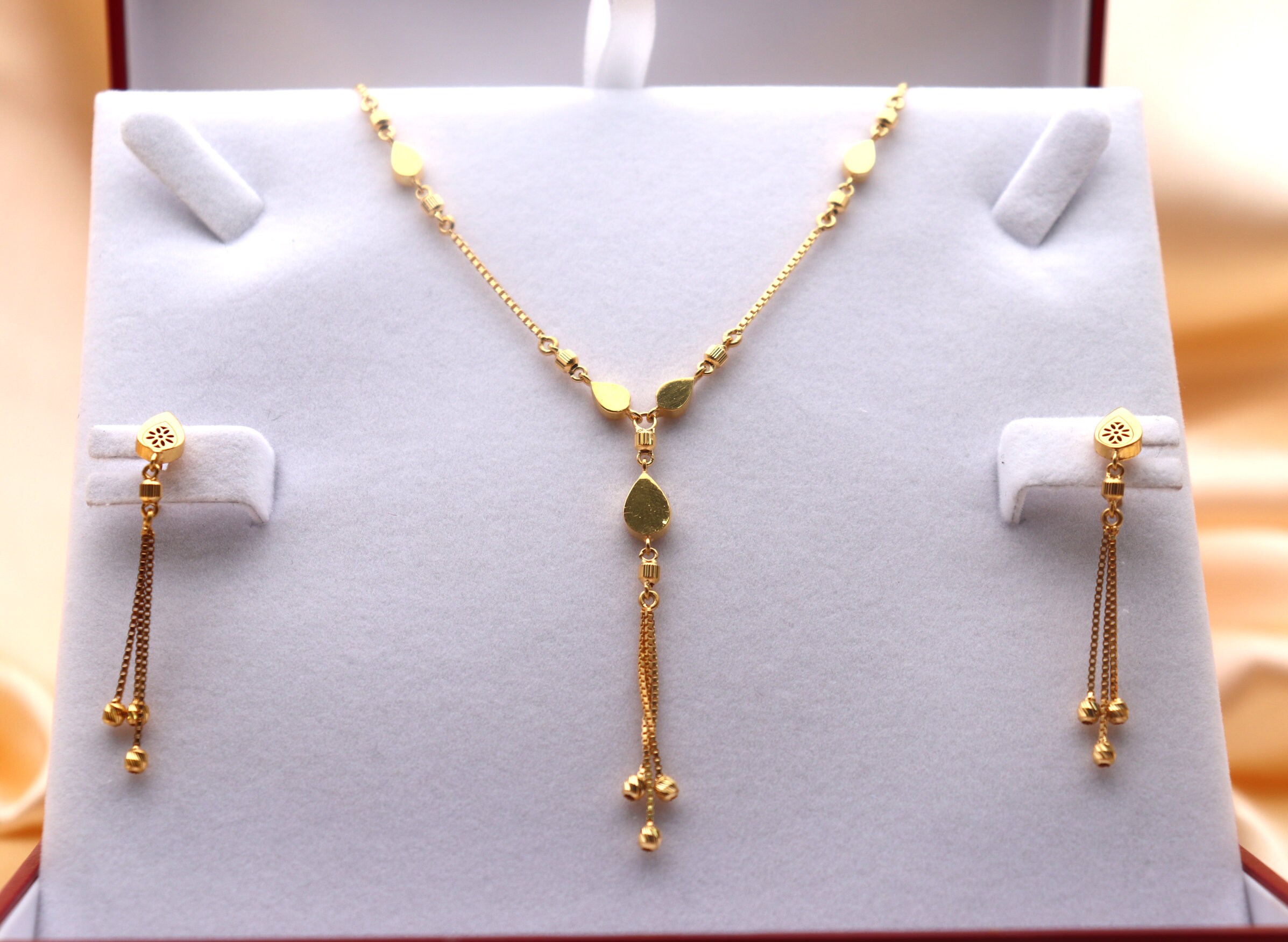 Gold chain set design latest deals