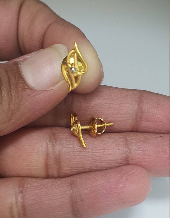 2 gram cheap gold stud