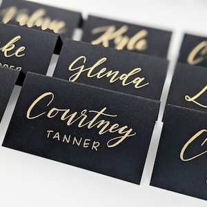 Colored place cards wedding outlet