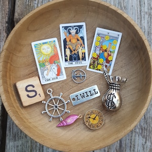One Question Tarot and Oracle Reading with BONUS Charm Casting