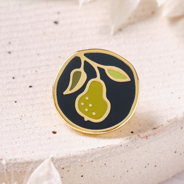 Volkskunst Pear Pin Badge, Appliqué Quilting Gift, Gouden Revers Broche, Fruit Emaille Pin