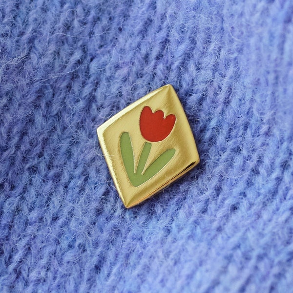 Tulip Flower Pin, Gold Enamel Badge, Lapel Brooch