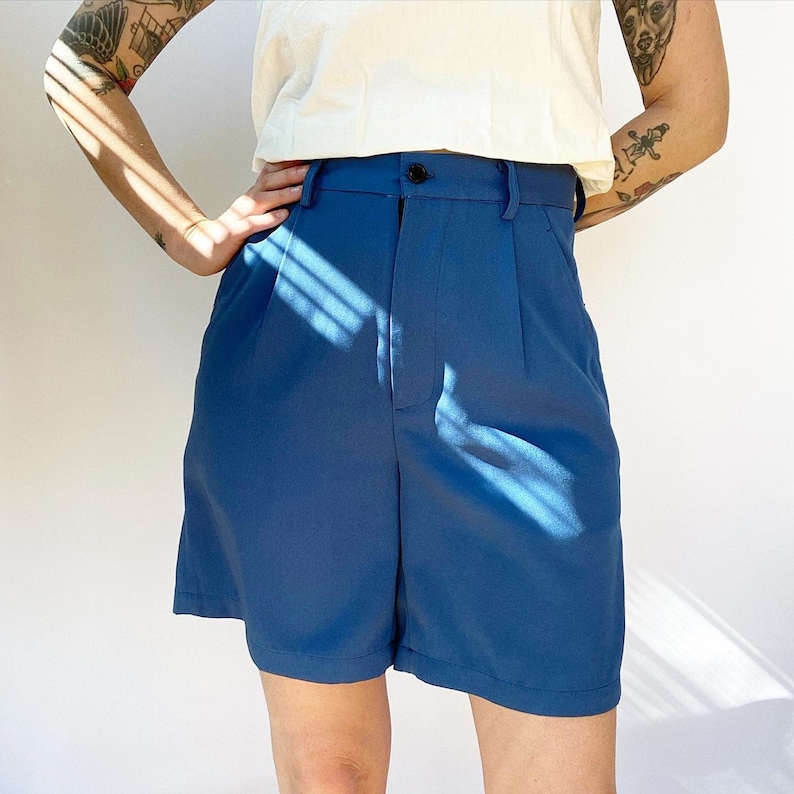 Blue, High waisted, Pleated trouser shorts image 1