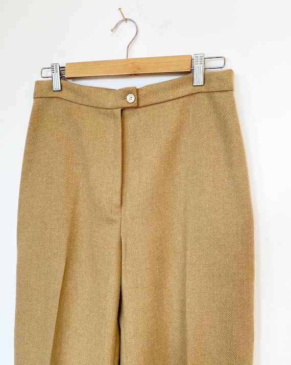 Wide leg, high waisted pleated trousers - image 5