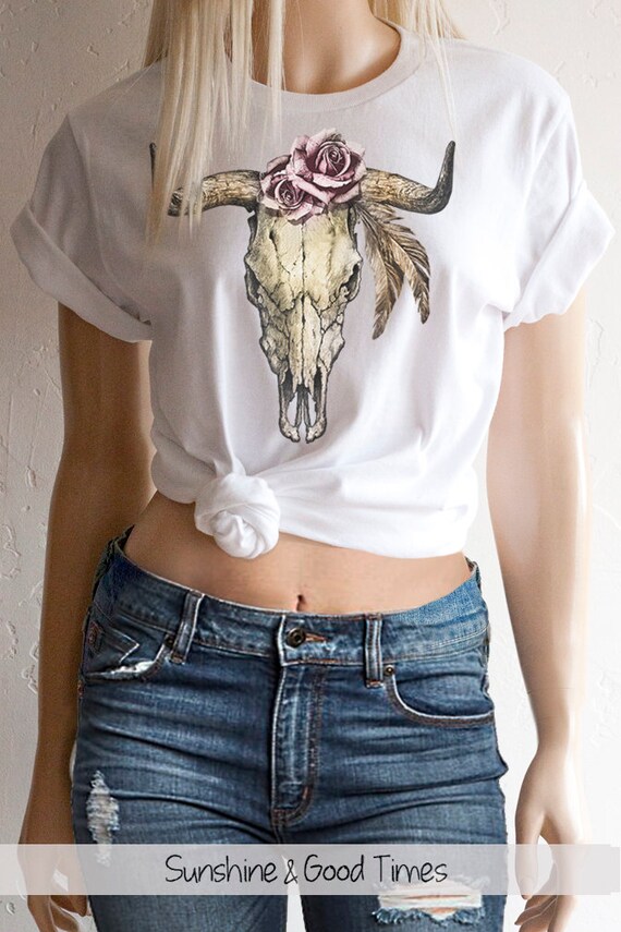 Boho Bull Skull T-shirt Unisex T-shirt. Womens Graphic Tee. Western Graphic  Tee. Country Music Shirt. Western Shirt. Cowgirl Shirt 