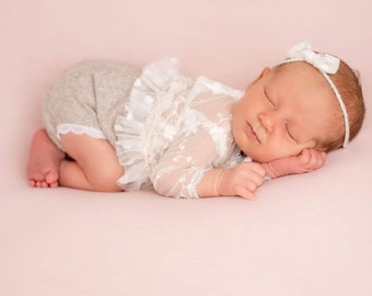 Newborn twins sets, Newborn twins Photo Prop, Newborn photography prop twins, Newborn photo Prop twins outfits, photo prop dress