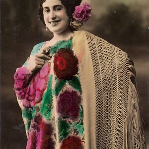 Vintage French Actress Postcard. romantic victorian postcard.