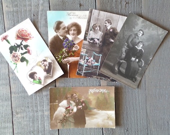 Set of 5 Vintage Romantic Lovers postcards. Romantic couple.