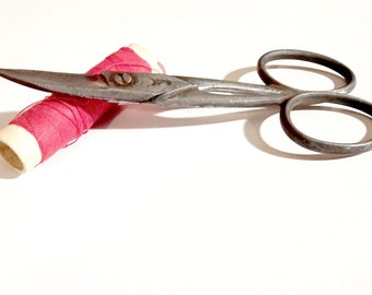 Vintage French Embroidery Curved Scissors. Small Needlework Scissor Sewing Collectible.