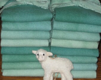 SPEARMINT Green  1/2 yard Gradated Bundle.  100% wool hand-dyed fabric.  (Four 1/8 yd. pieces per bundle.)
