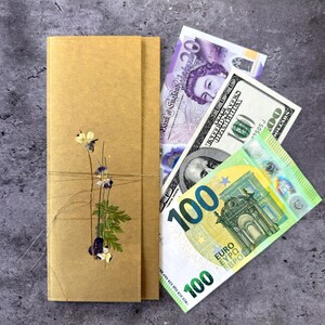 Portefeuille enveloppe pour cadeau d'argent, vraie fleur sauvage séchée pressée, unique en son genre, unique, cadeau de mariage, cadeau d'anniversaire, art élégant