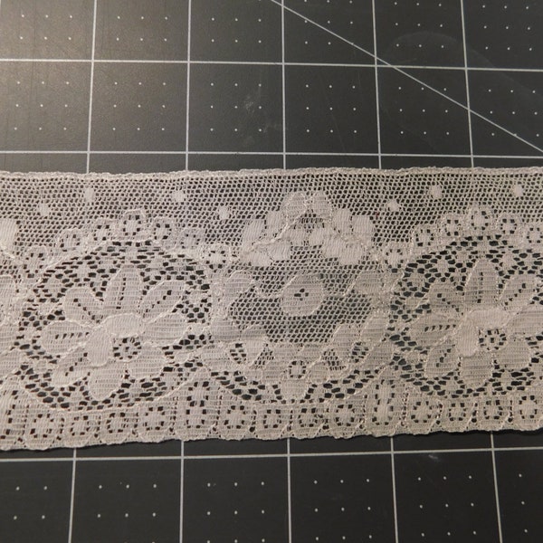 Vintage White Lace nearly 3" wide by the Yard Cut to order Flat lace