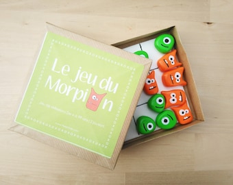 Morpion game. Board game for children. Travel game.