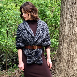 Outlander Shawl, Triangle Shoulder Wrap, Chunky Hand Knit Scarf, Shoulder Warmer, Outlander Fan Gift, Wool/acrylic or 100% acrylic