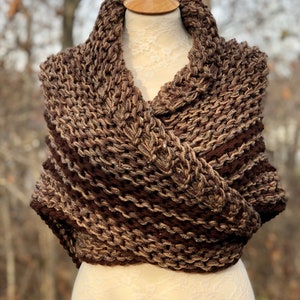 Outlander Claire's Shawl, Triangle Wrap Scarf for Women, Shoulder Warmer In Marled Brown, Outlander Gift, Gift for Mother, MADE TO ORDER