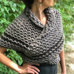 SHIPS TODAY Outlander Shawl Sizes xl-1x-2x, Shoulder Cape, Triangle Sweater Wrap, Chunky Scarf, Shoulder Wrap, Outlander Gift