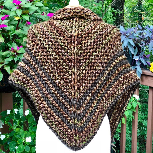 Outlander Shawl for Women, Hand Knitted Shawl, Triangle Shoulder Wrap, Soft Wool Acrylic Blend, Gift for Girlfriend, Gift for Mother