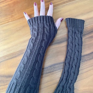 SHIP TODAY! Outlander cable knit arm warmers, fingerless mittens, texting gloves, wristers, gift for girlfriend, gift for daugther