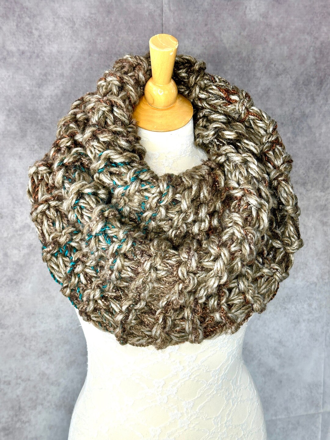 Hand Knitted Cowl, Super Chunky Knit Infinity Scarf, Oversized Mobius ...
