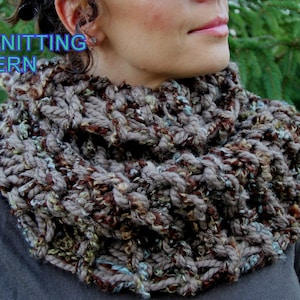 Sassenach Claire&#39;s Cowl KNITTING PATTERN - Beginner in Brown/Taupe Blend - Quick, One Afternoon Project