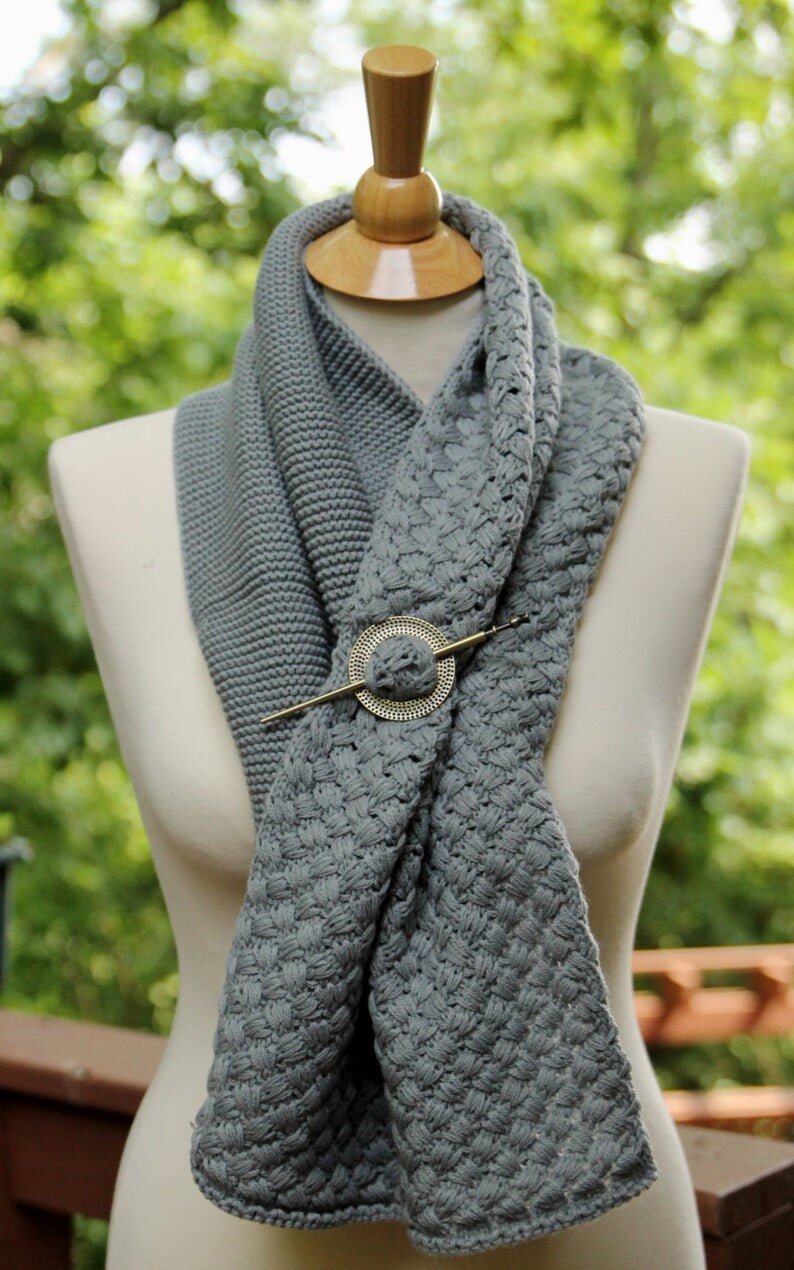 Outlander Inspired Scarf KNITTING PATTERN Intermediate Shoulder Wrap Mini Shawl Neck Warmer Claire/'s Scarf