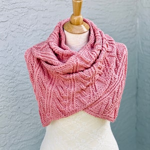 Outlander Scarf, Knitted Mini Shawl, Shoulder Wrap for Women, Soft Neck Warmer, Outlander Fan Gift, Gift for Mother, Her, SHIPS TODAY Soft pink