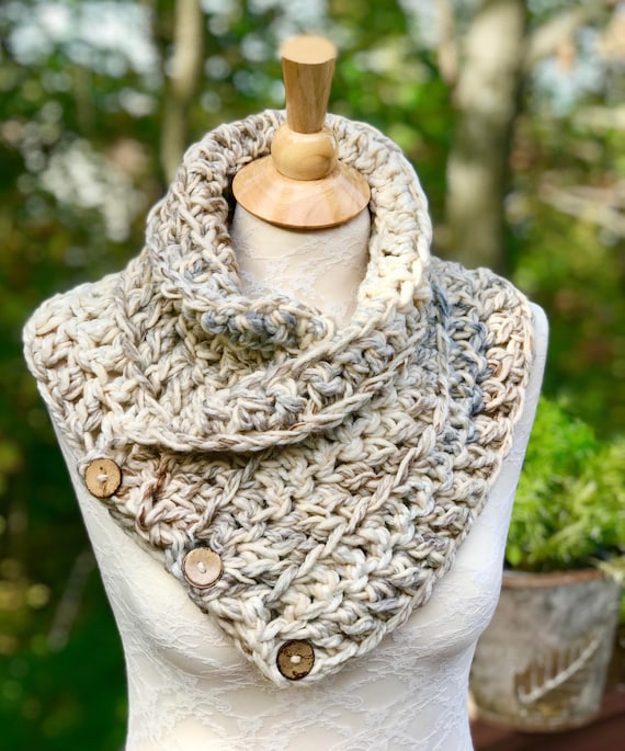 Hand Crochet Cowl Scarf in Neutral Colors, Neck Warmer  display picture 1