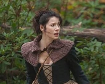 Outlander Cape, Hand Knitted Capelet, Brown Collar, Neck Warmer, Shoulder Wrap, Outlander Gift, Gift for Mother, Outlander Cosplay
