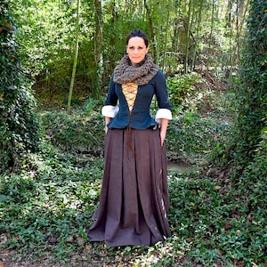 Capuche inspirée d&#39;Outlander en brun orge, grosse maille, écharpe infini faite main, cache-cou, cadeau pour les fans de l&#39;Outlander, cadeau pour elle