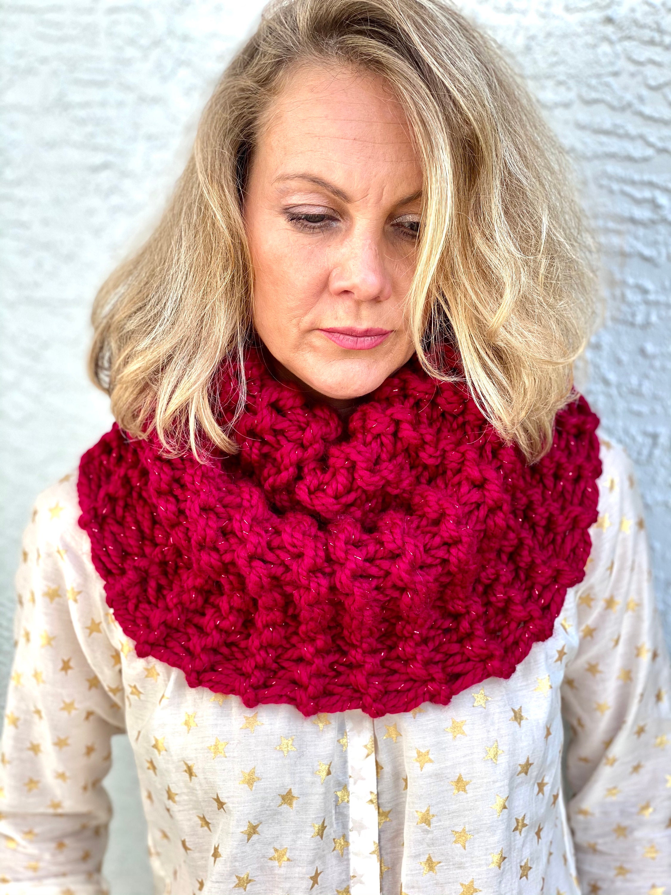 Outlander Cowl, Mobius Infinity Scarf in Christmas Red, Chunky Hand ...